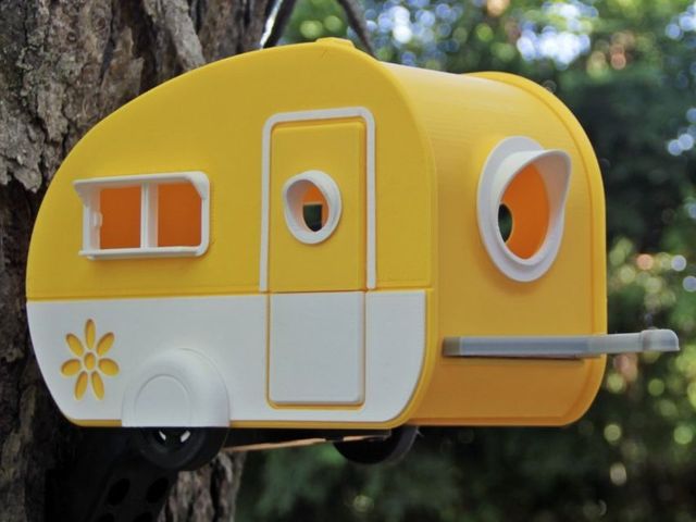 Retro Caravan Birdhouse – "The Nomad"