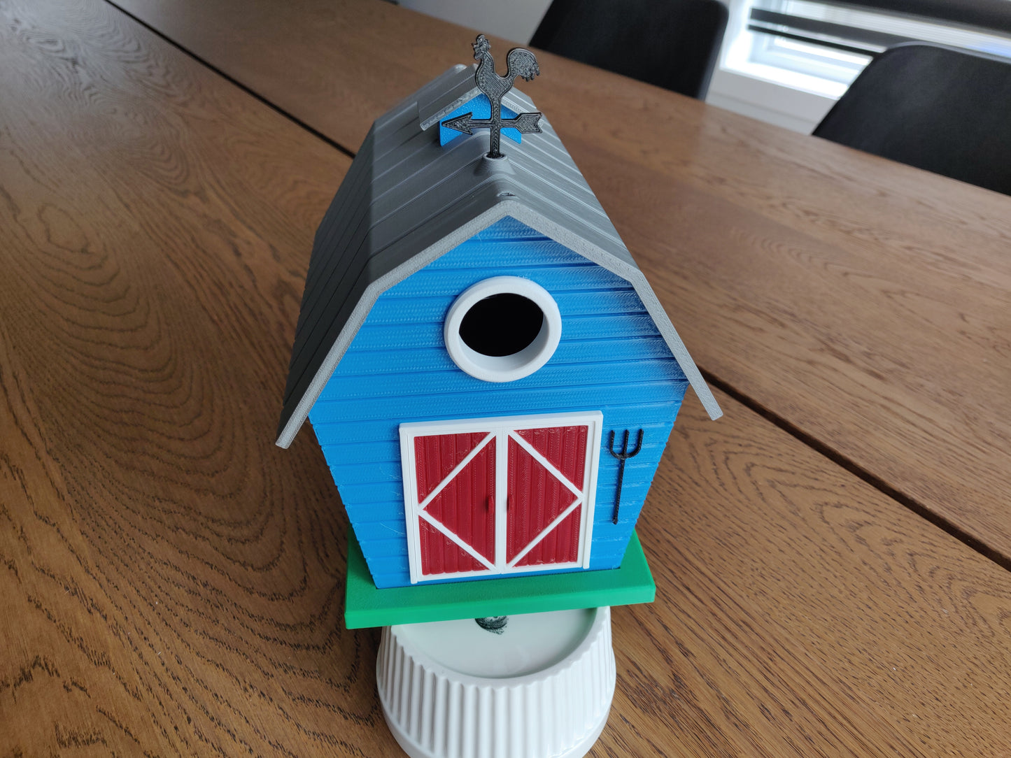 The Barn Birdhouse