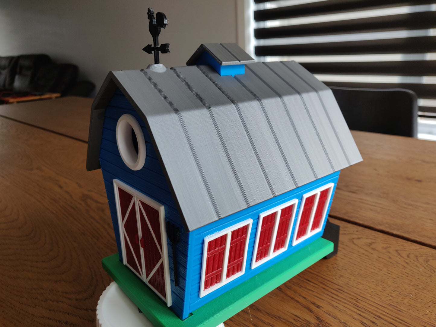 The Barn Birdhouse