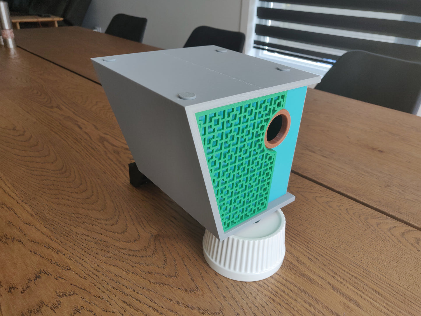 Mid-Century Modern Birdhouse – "The Palisade"