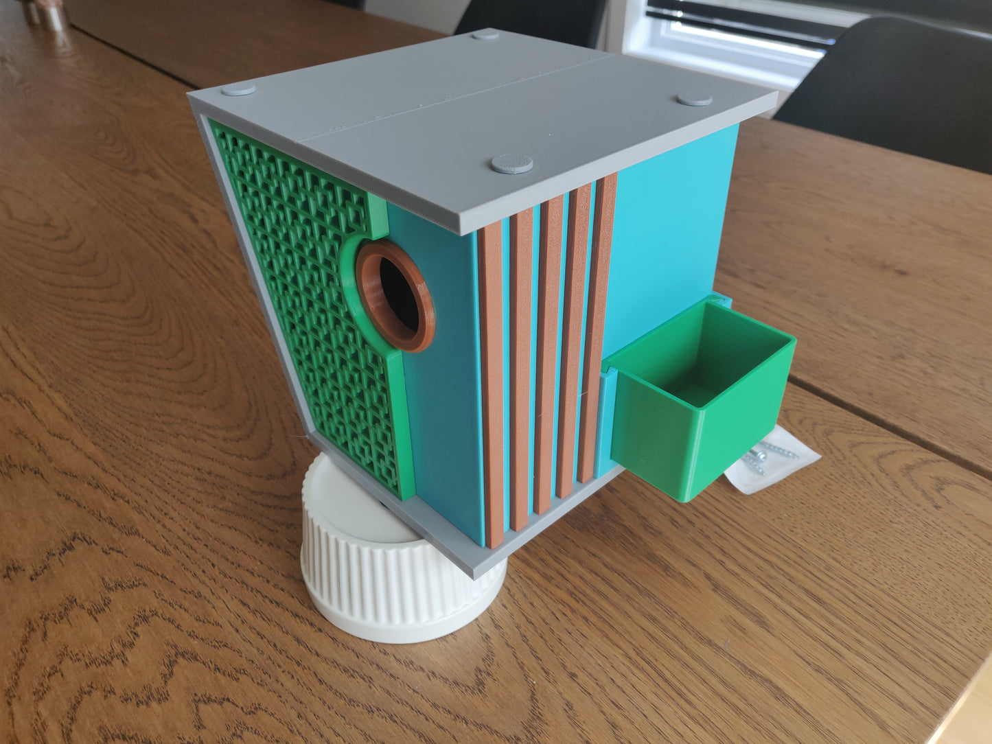Mid-Century Modern Birdhouse – "The Palisade"