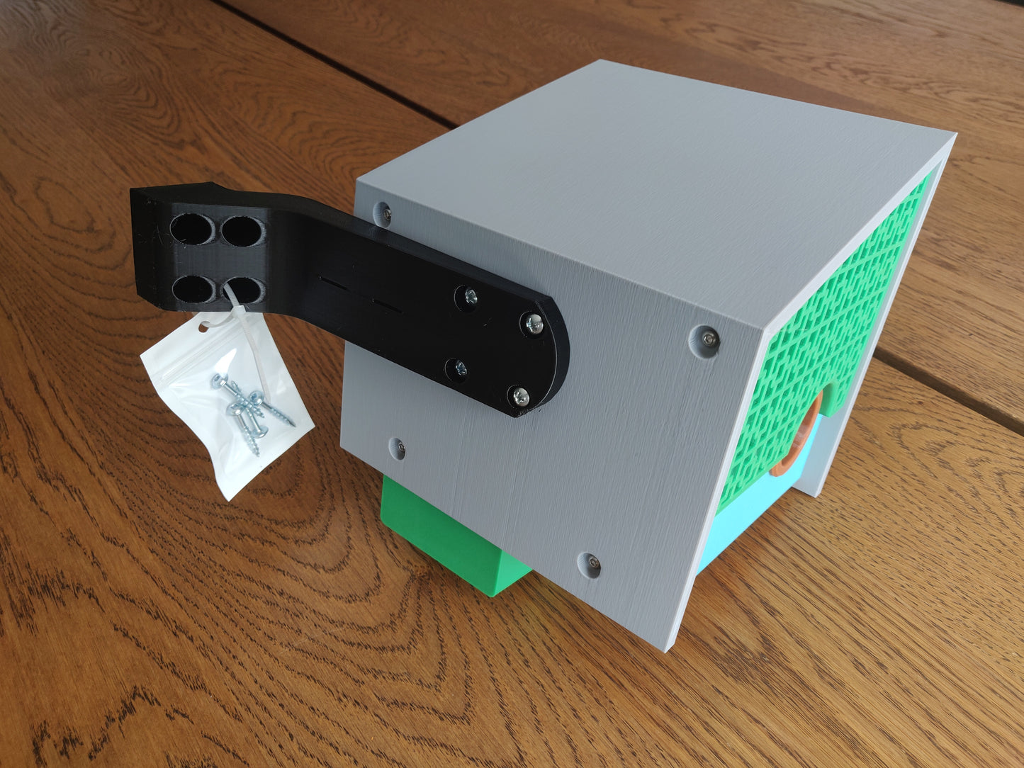 Mid-Century Modern Birdhouse – "The Palisade"