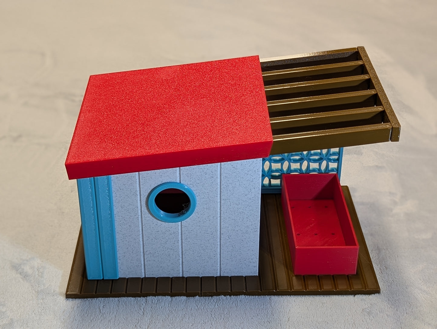 Mid-Century Modern Birdhouse – "The Ventura"