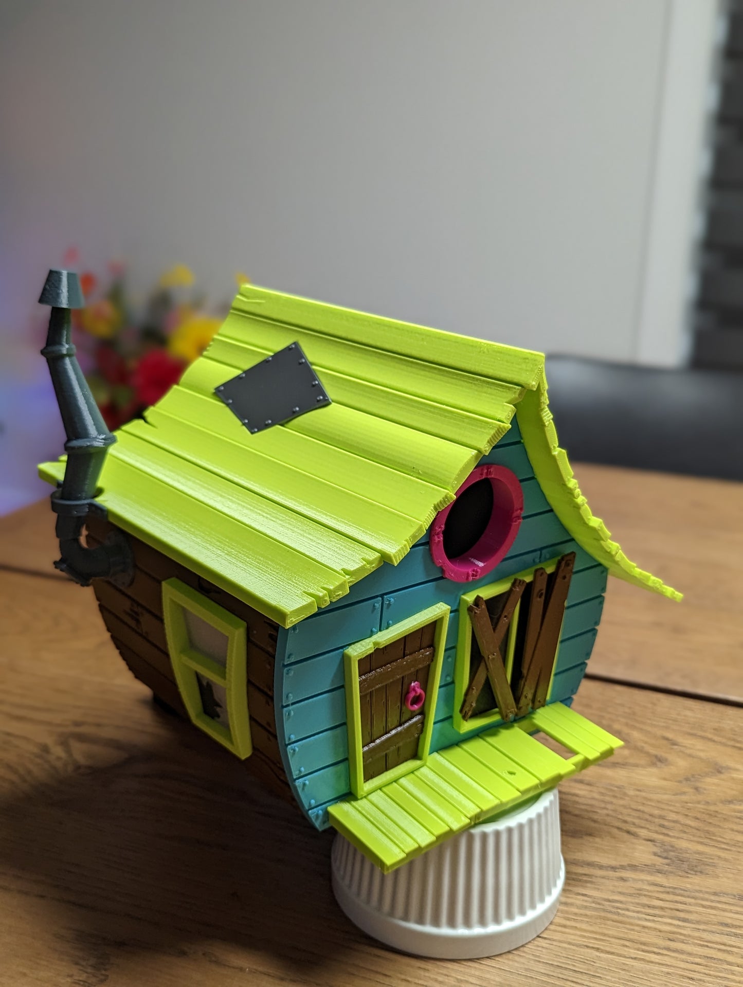 Tooned Birdhouse – "The Toon Shack"